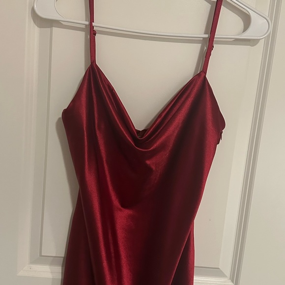 Women’s Sleeveless Spaghetti Strap Satin Dress - Picture 3 of 3